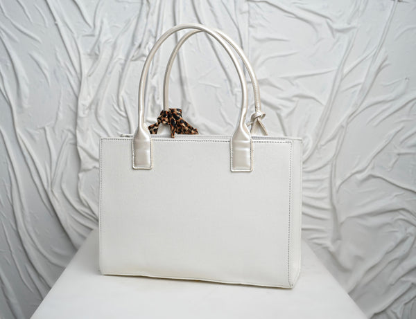 The RD “I AM THE BAG” Handbag Tote ™️ -  Off White Denim